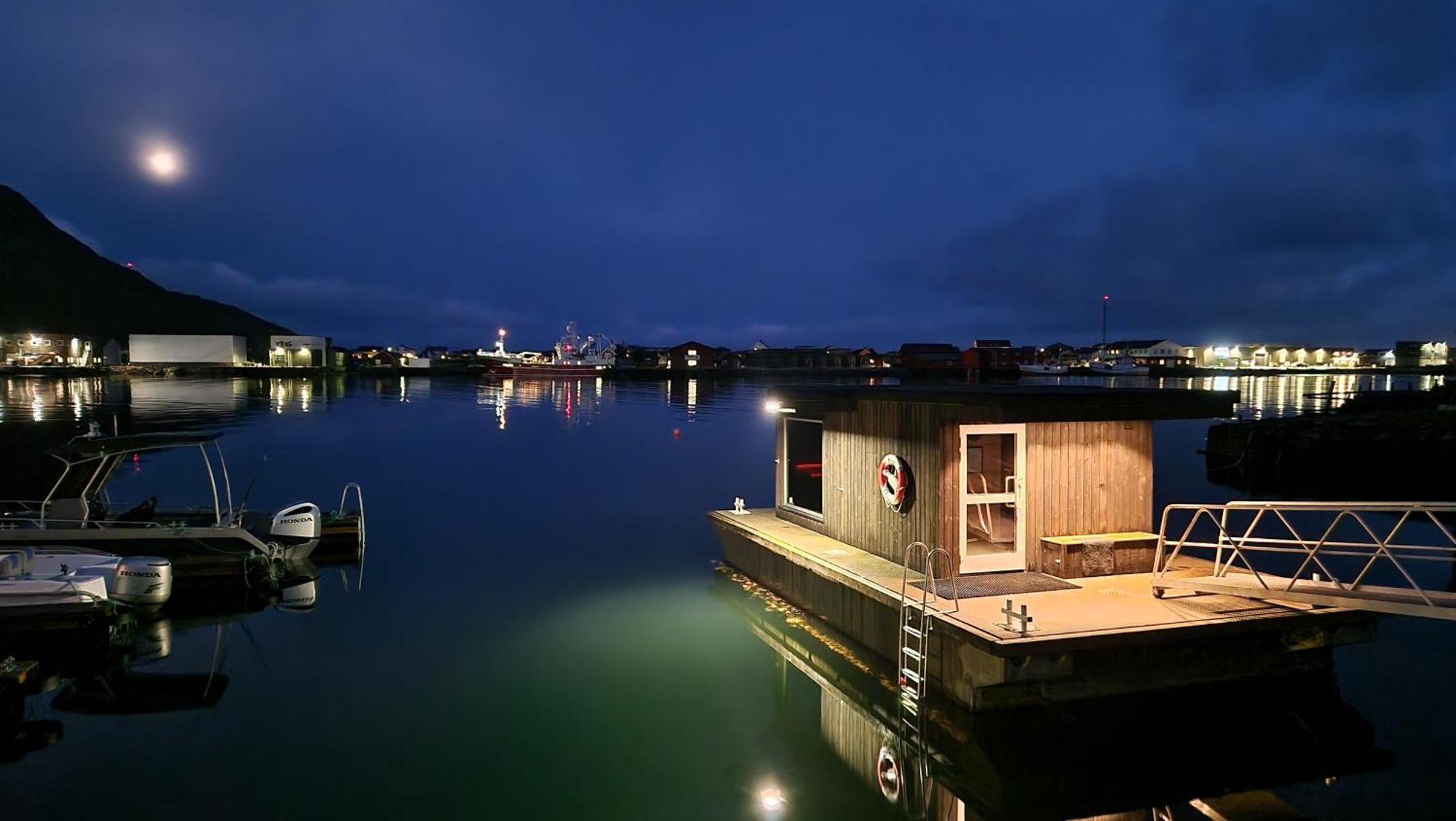 Apartamento Bensvik Brygge Vaeroy Exterior foto